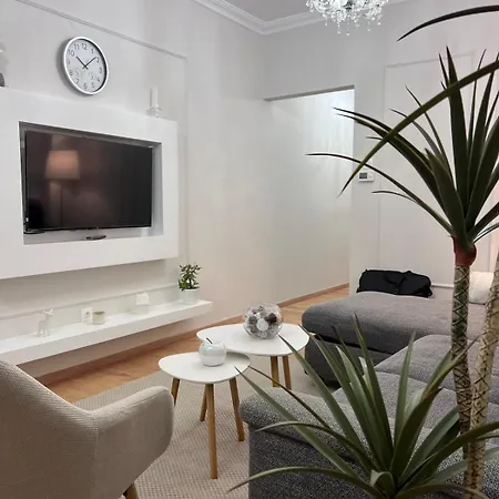 Apartment Cozy & Stylish Thessaloniki